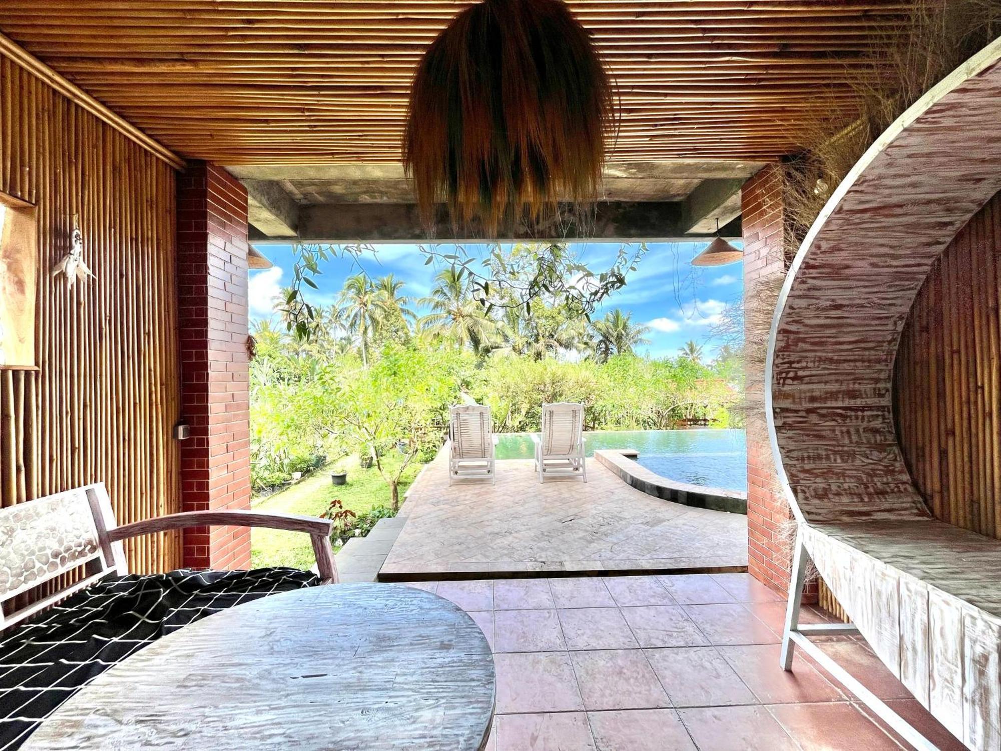 Pondok Isoke Bunggalow Banyuwangi  Exterior foto