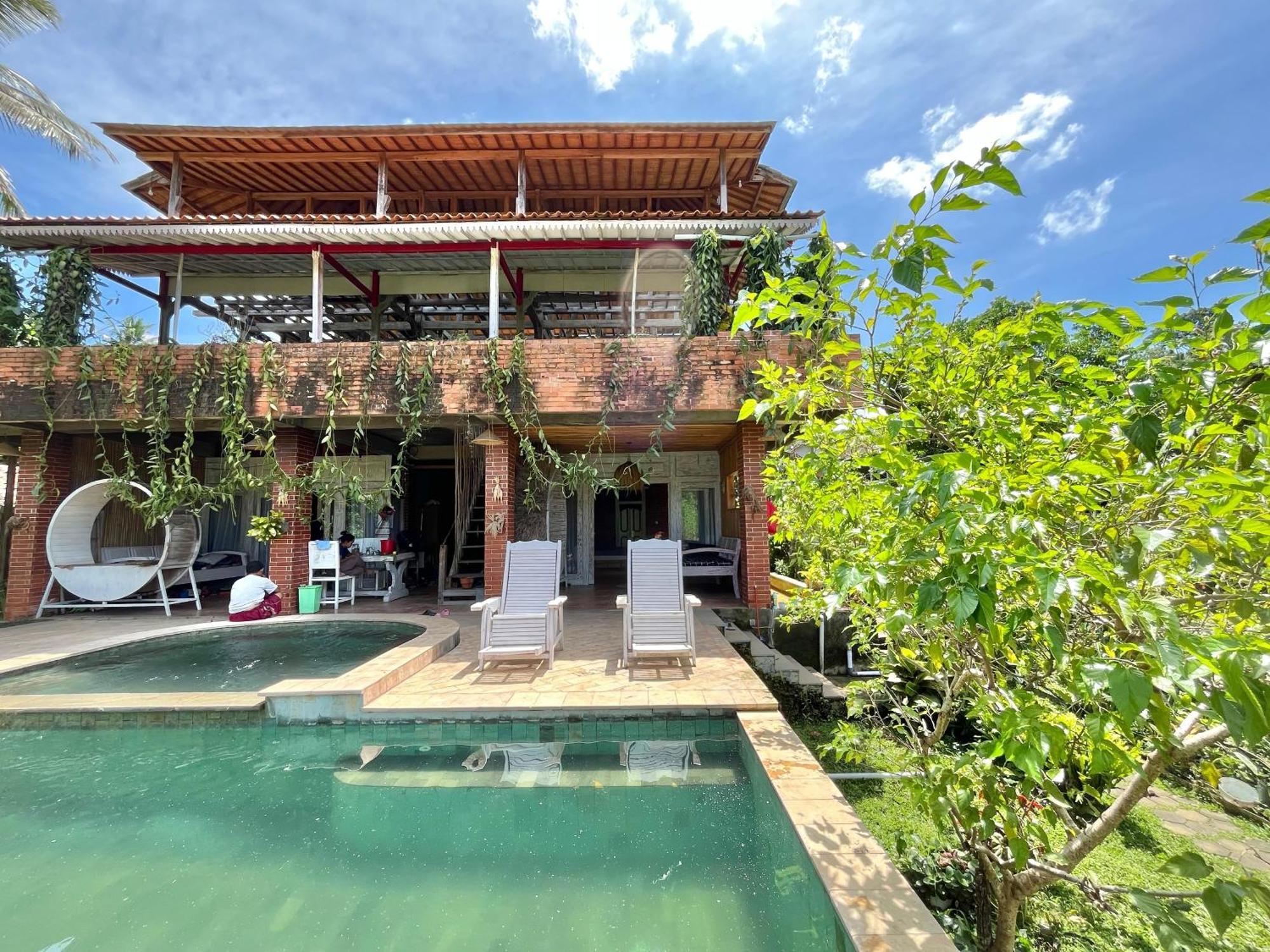 Pondok Isoke Bunggalow Banyuwangi  Exterior foto
