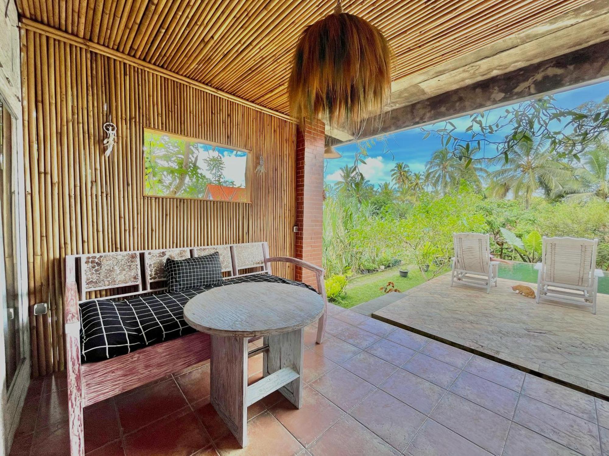 Pondok Isoke Bunggalow Banyuwangi  Exterior foto